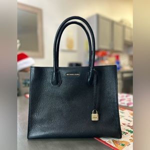 Michael Kors Bag *Missing long strap*
